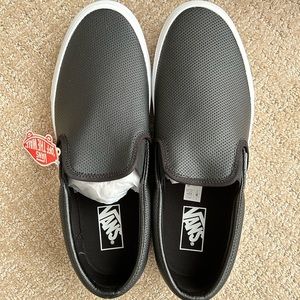 Men’s classic slip on vans